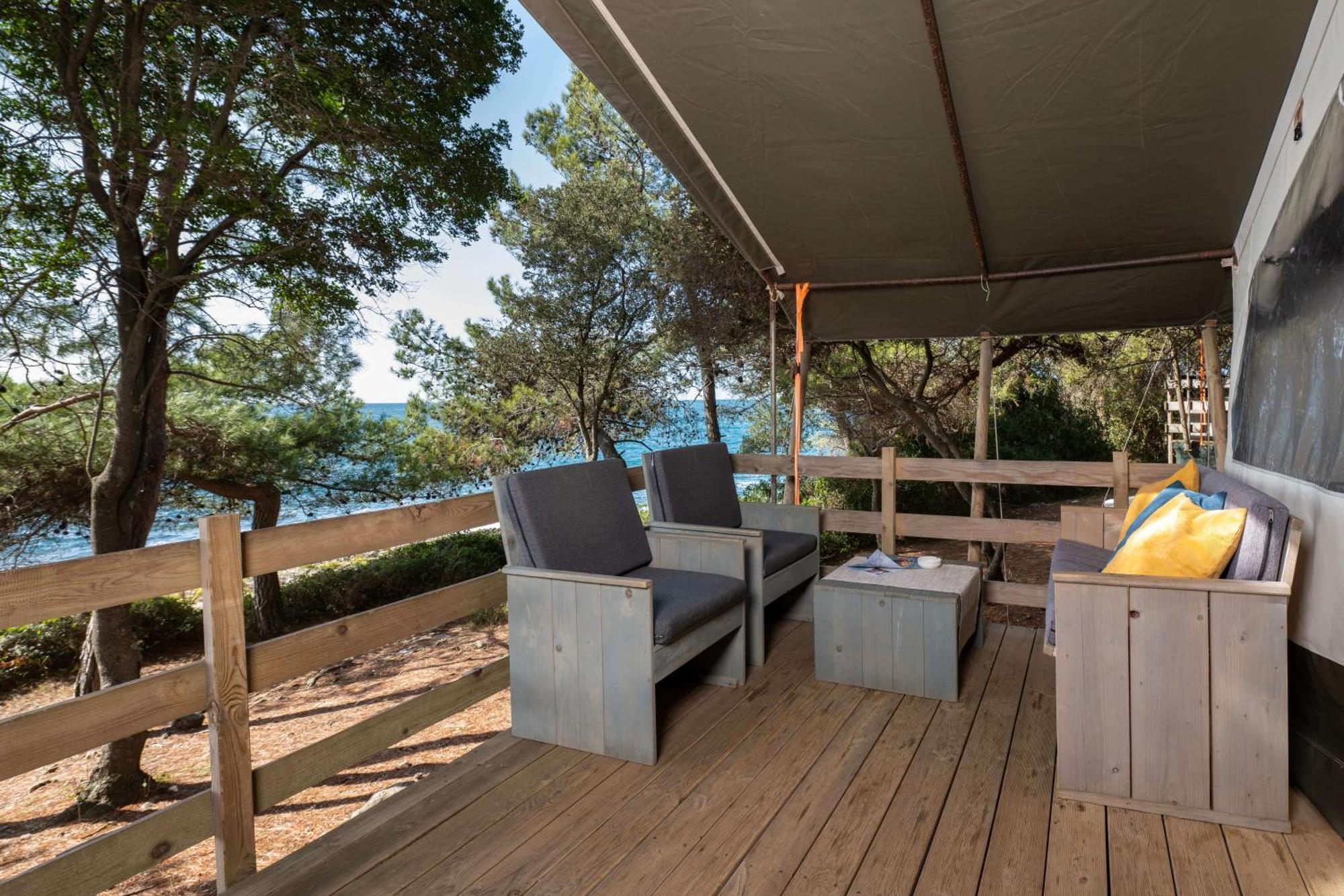 Koversada Camping Resort 브르사르 객실 사진